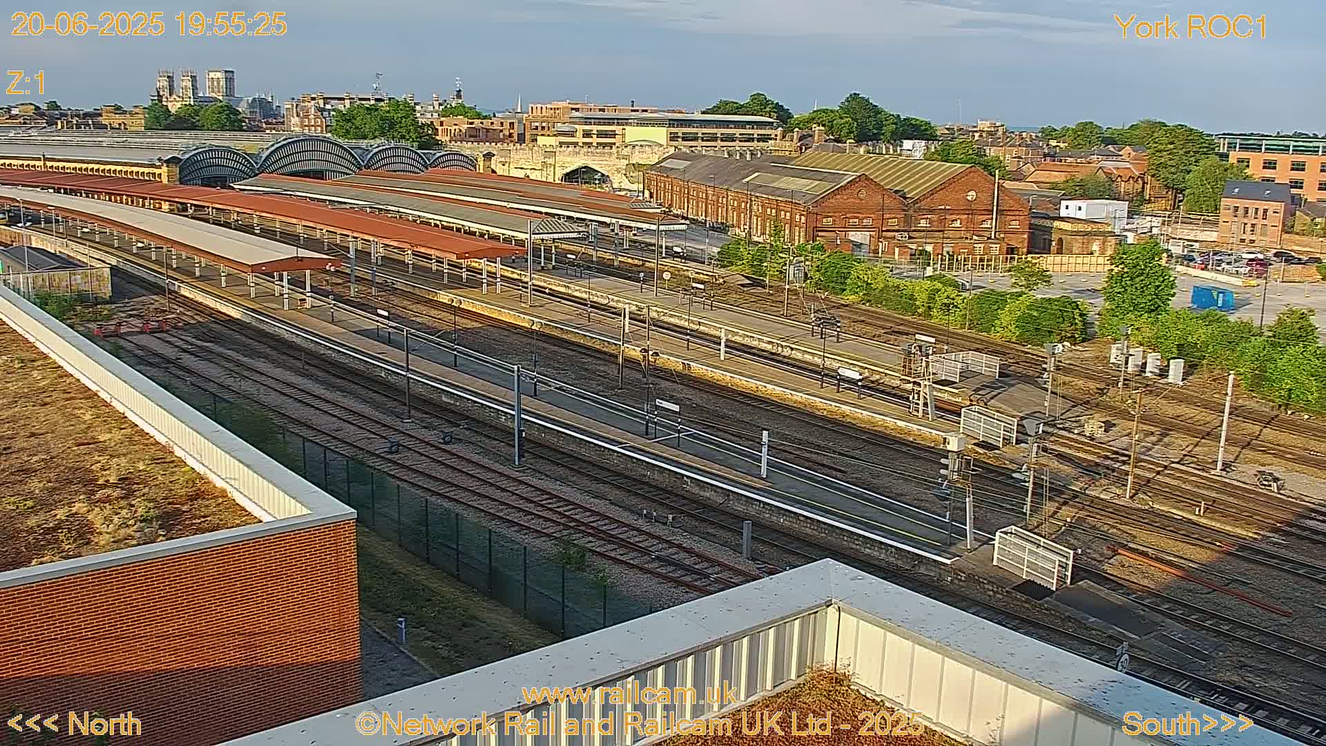 Yorkshire, York Railway Station & York City Live Cam   - York, North Yorkshire, Yorkshire and the Humber, England, United Kingdom