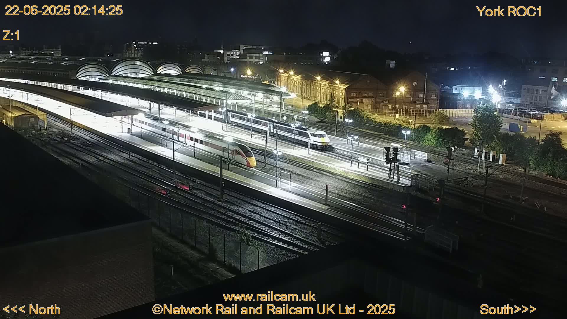 Yorkshire, York Railway Station & York City Live Cam   - York, North Yorkshire, Yorkshire and the Humber, England, United Kingdom