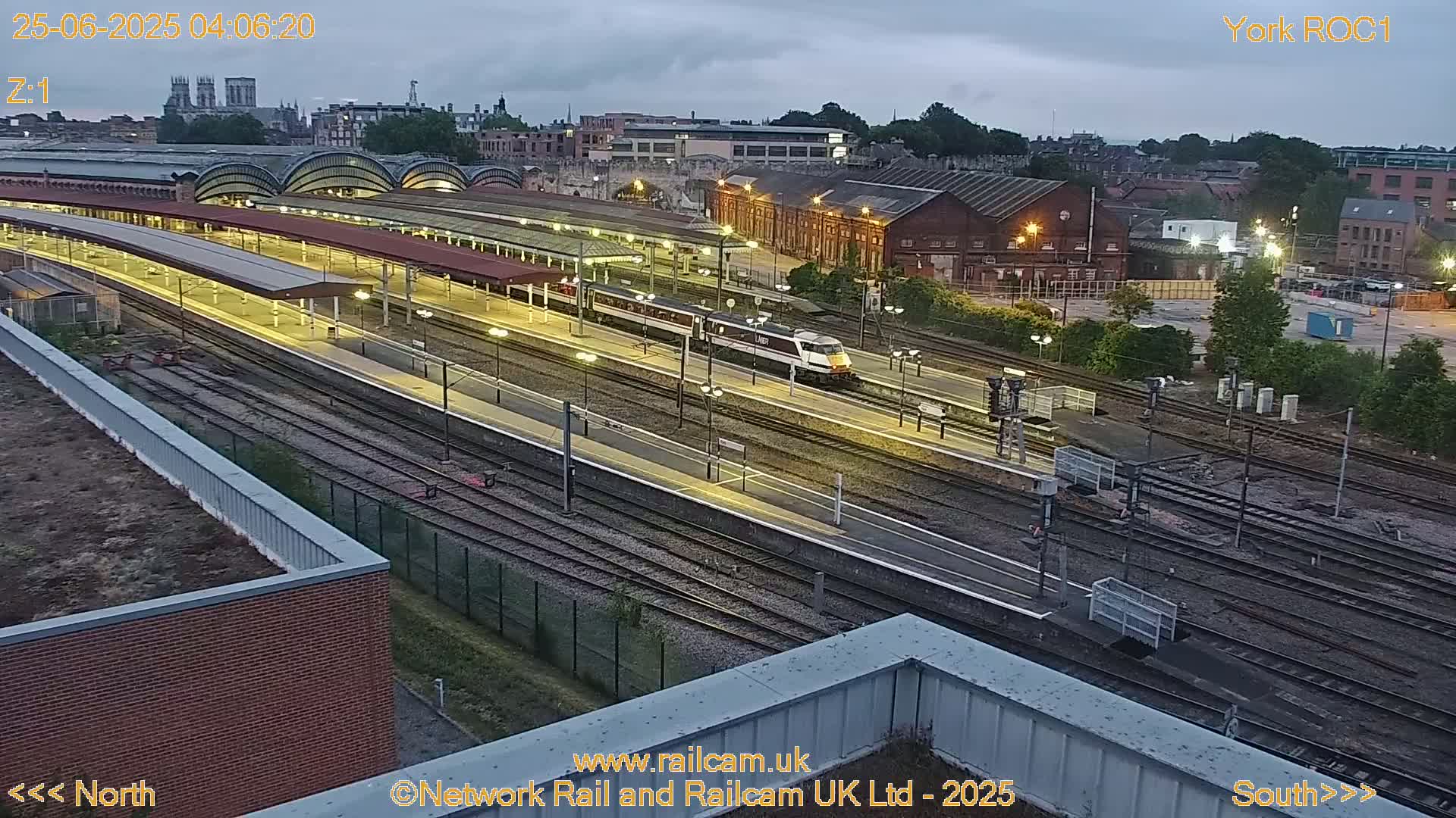 Yorkshire, York Railway Station & York City Live Cam   - York, North Yorkshire, Yorkshire and the Humber, England, United Kingdom