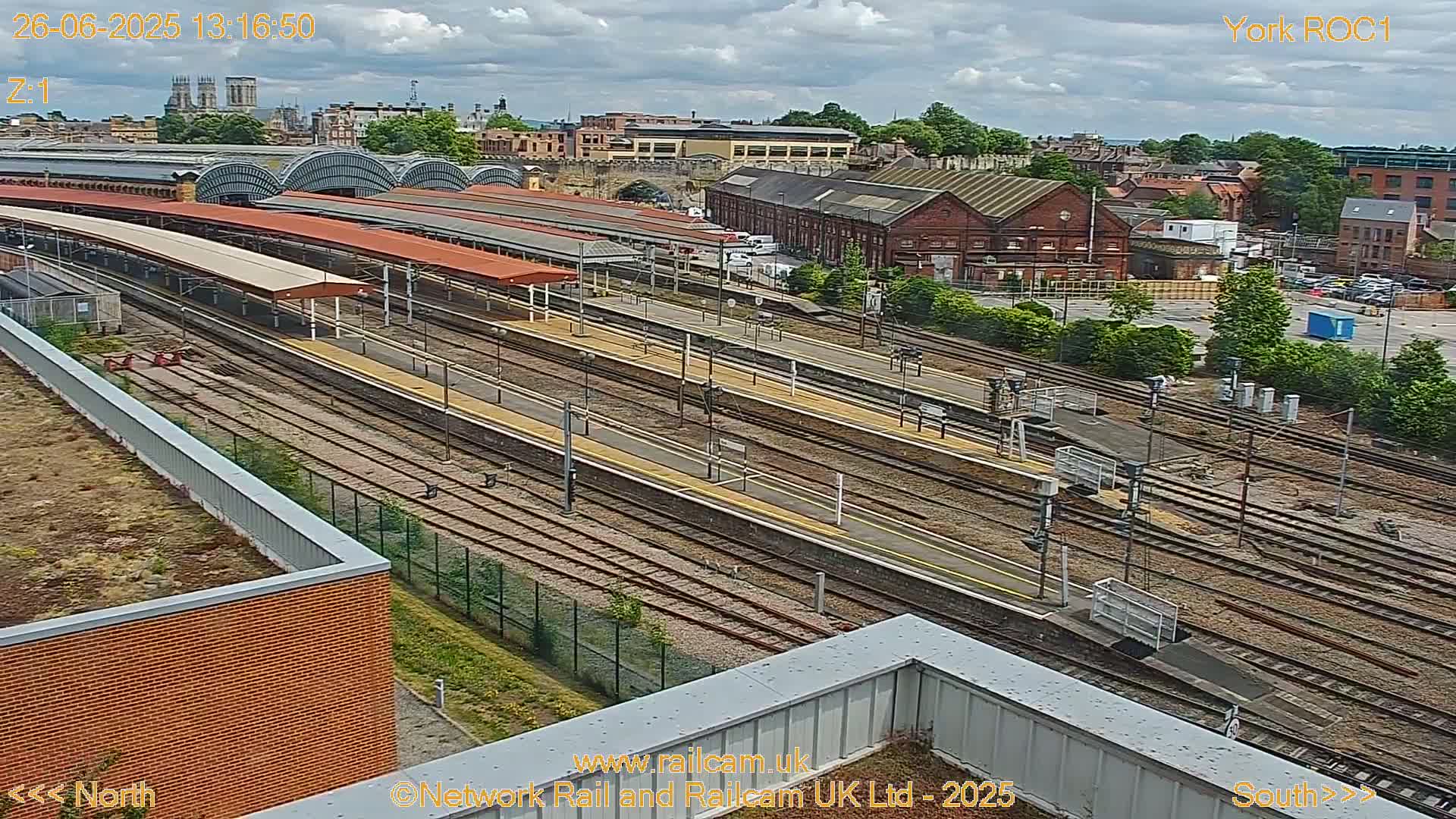 Yorkshire, York Railway Station & York City Live Cam   - York, North Yorkshire, Yorkshire and the Humber, England, United Kingdom