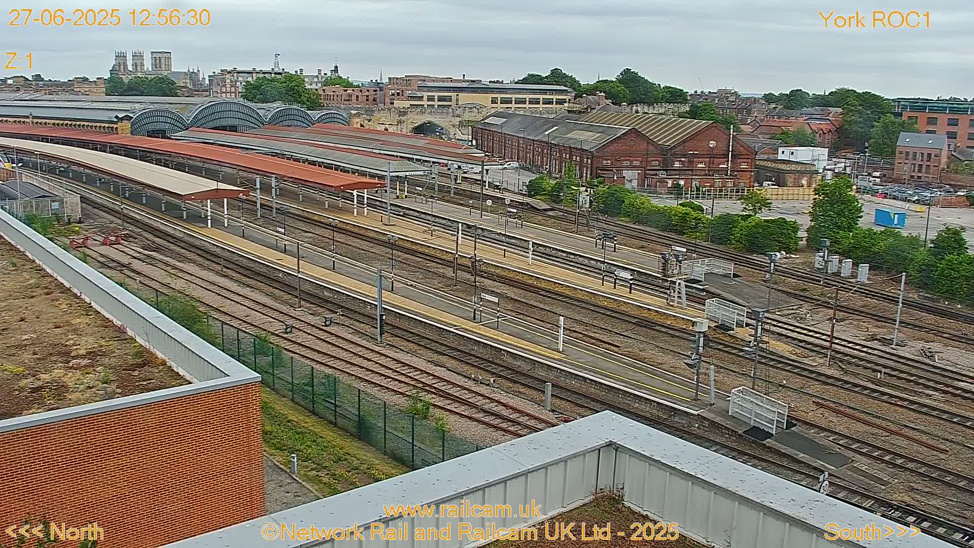 Yorkshire, York Railway Station & York City Live Cam   - York, North Yorkshire, Yorkshire and the Humber, England, United Kingdom