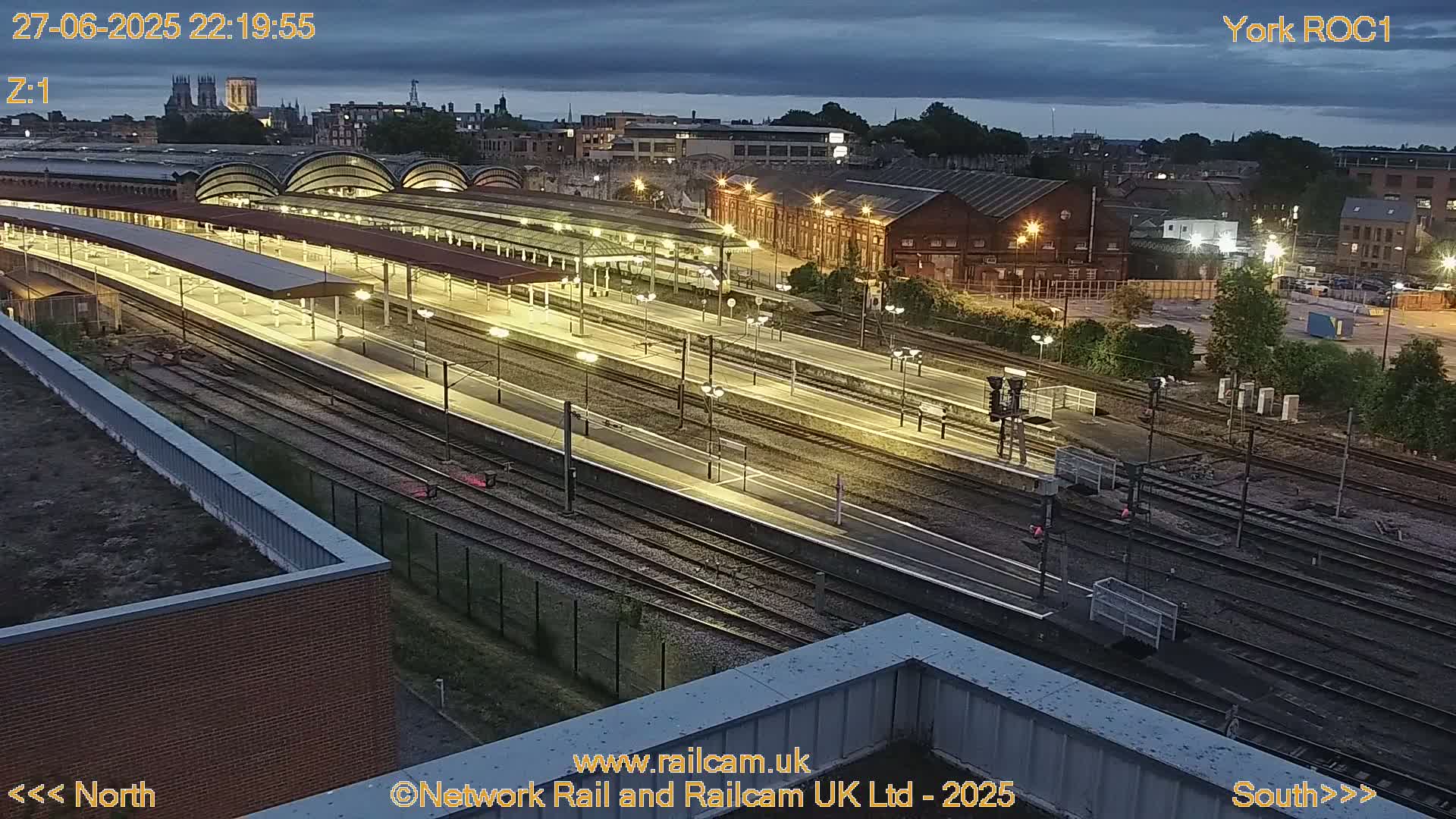 Yorkshire, York Railway Station & York City Live Cam   - York, North Yorkshire, Yorkshire and the Humber, England, United Kingdom