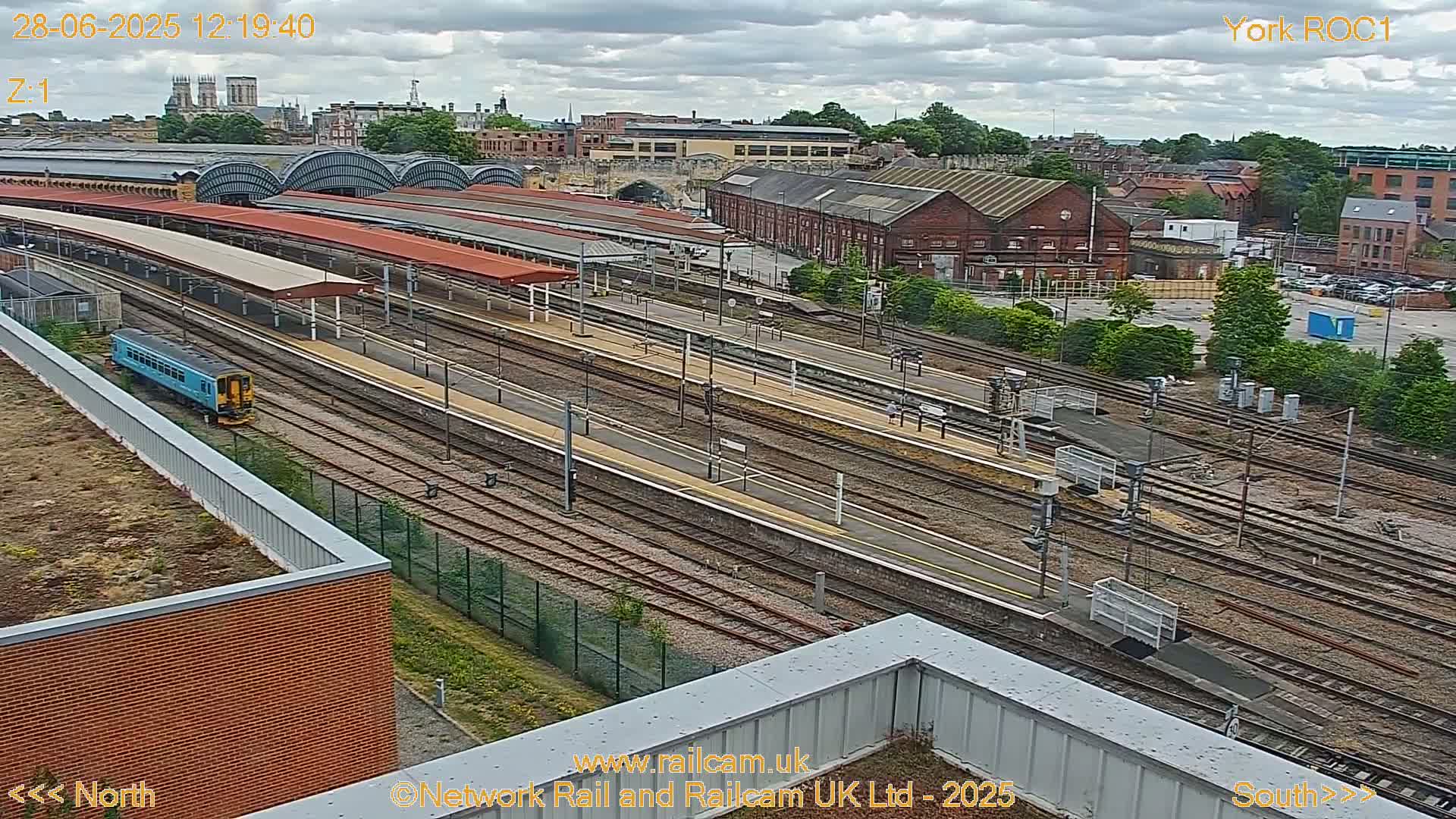 Yorkshire, York Railway Station & York City Live Cam   - York, North Yorkshire, Yorkshire and the Humber, England, United Kingdom