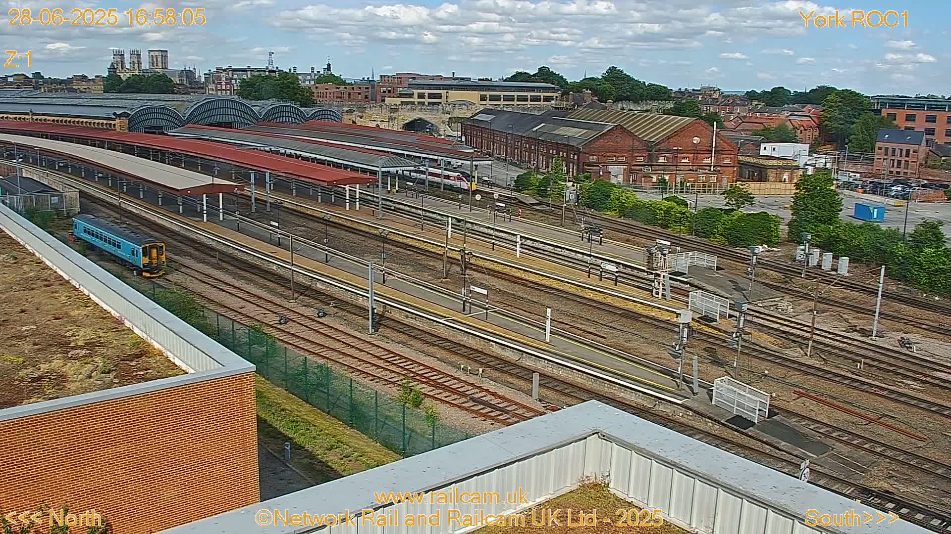 Yorkshire, York Railway Station & York City Live Cam   - York, North Yorkshire, Yorkshire and the Humber, England, United Kingdom