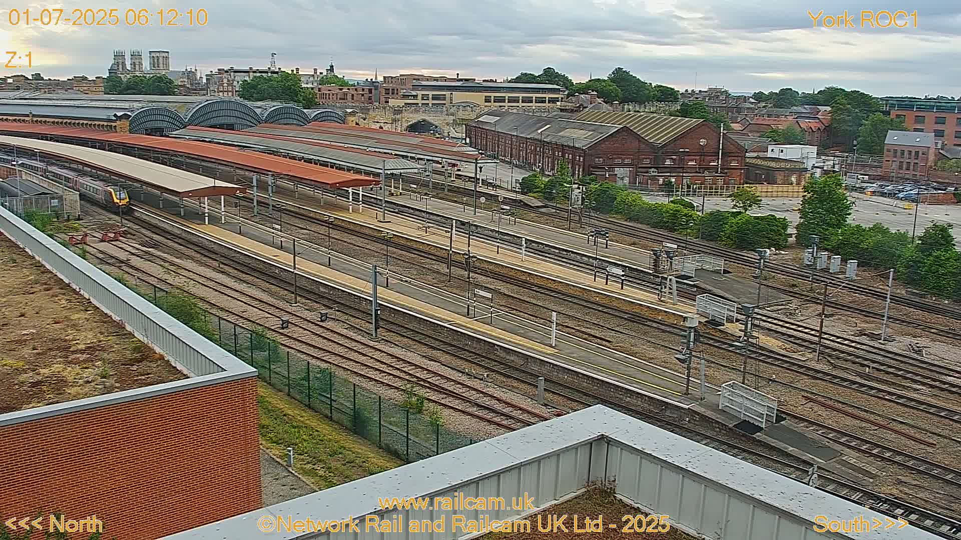 Yorkshire, York Railway Station & York City Live Cam   - York, North Yorkshire, Yorkshire and the Humber, England, United Kingdom