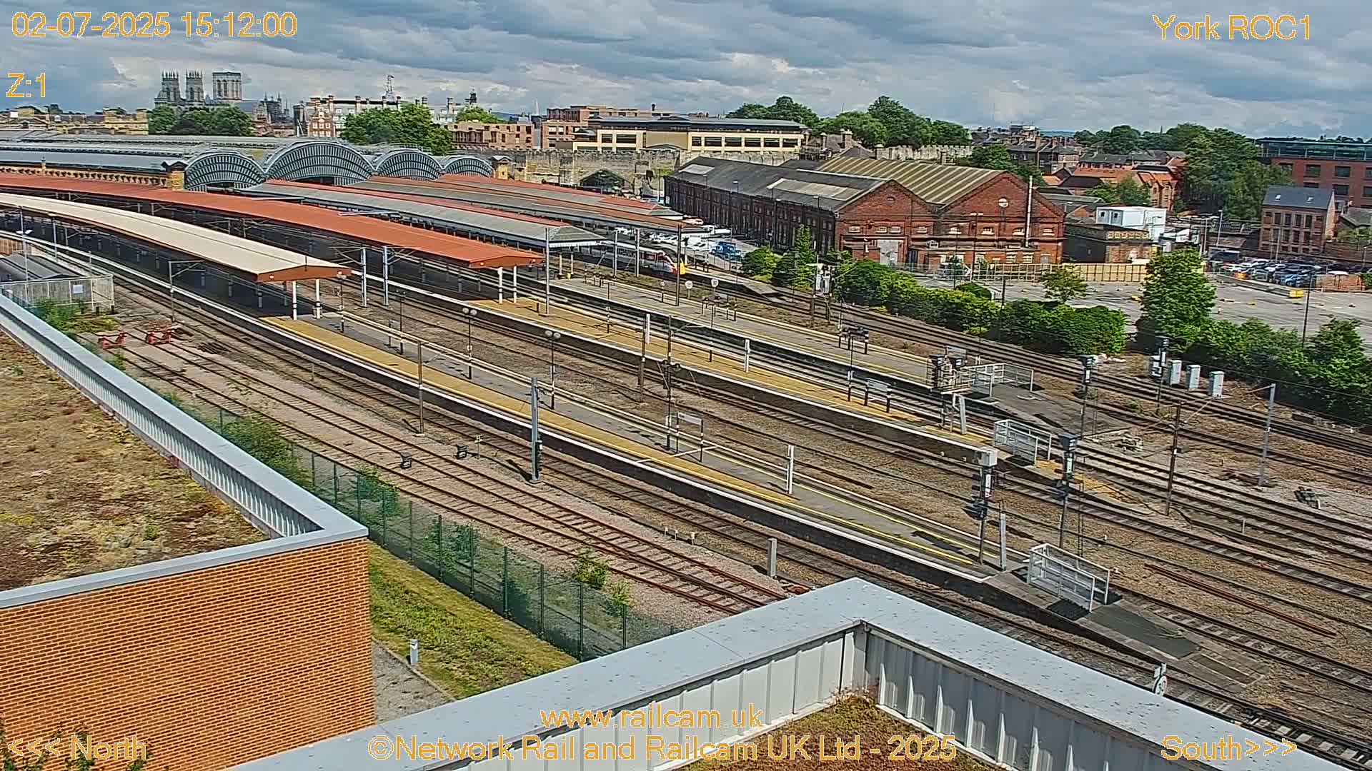 Yorkshire, York Railway Station & York City Live Cam   - York, North Yorkshire, Yorkshire and the Humber, England, United Kingdom