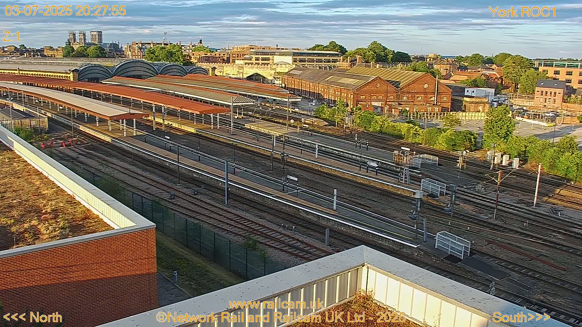 Yorkshire, York Railway Station & York City Live Cam   - York, North Yorkshire, Yorkshire and the Humber, England, United Kingdom