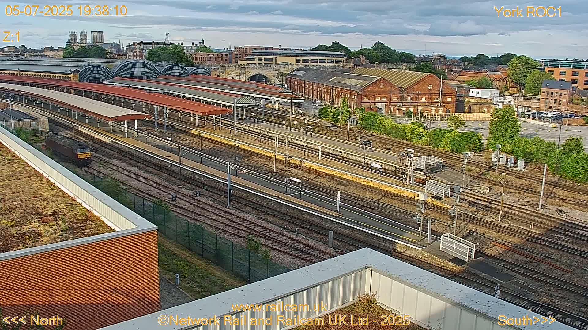Yorkshire, York Railway Station & York City Live Cam   - York, North Yorkshire, Yorkshire and the Humber, England, United Kingdom