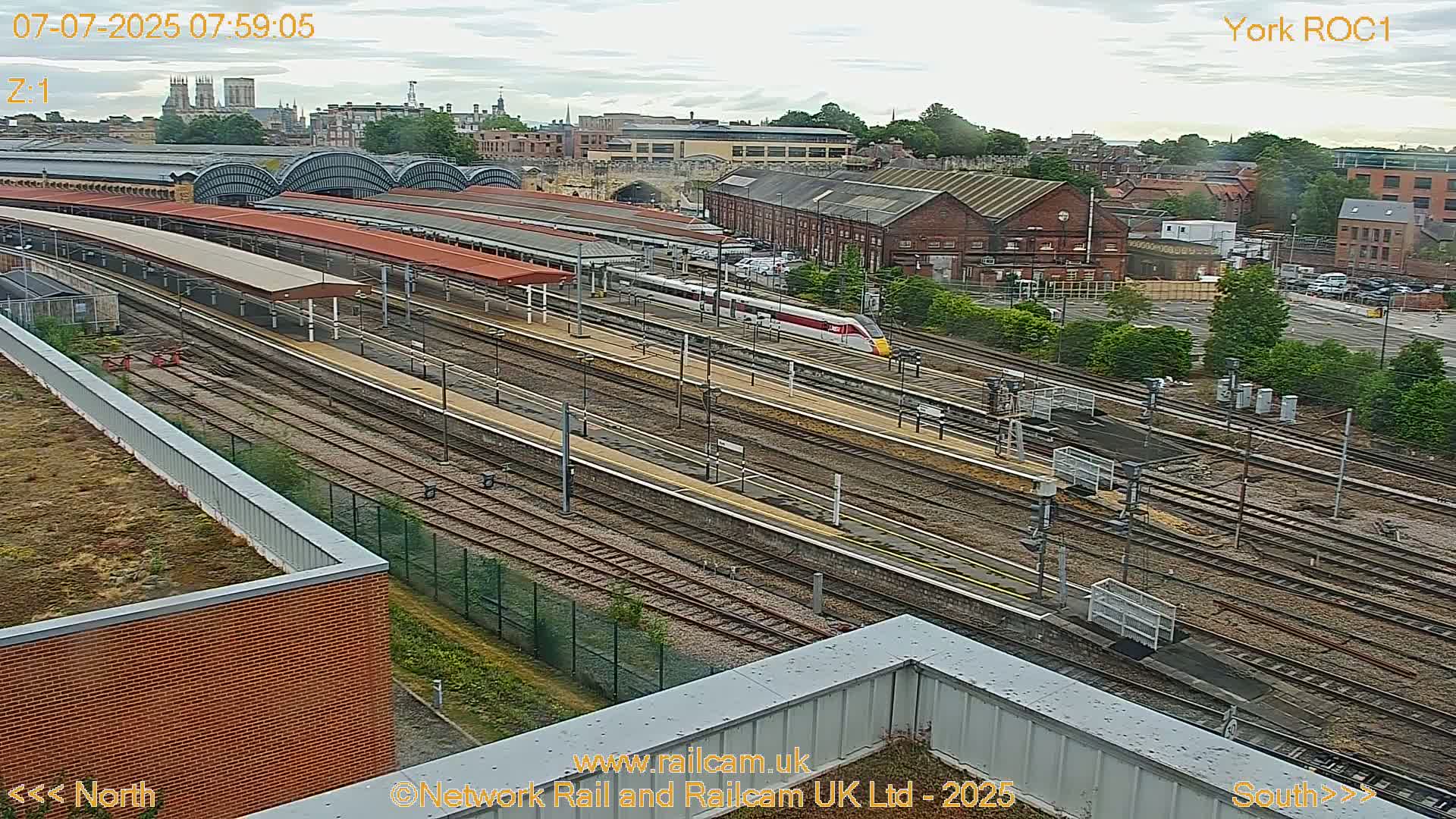 Yorkshire, York Railway Station & York City Live Cam   - York, North Yorkshire, Yorkshire and the Humber, England, United Kingdom
