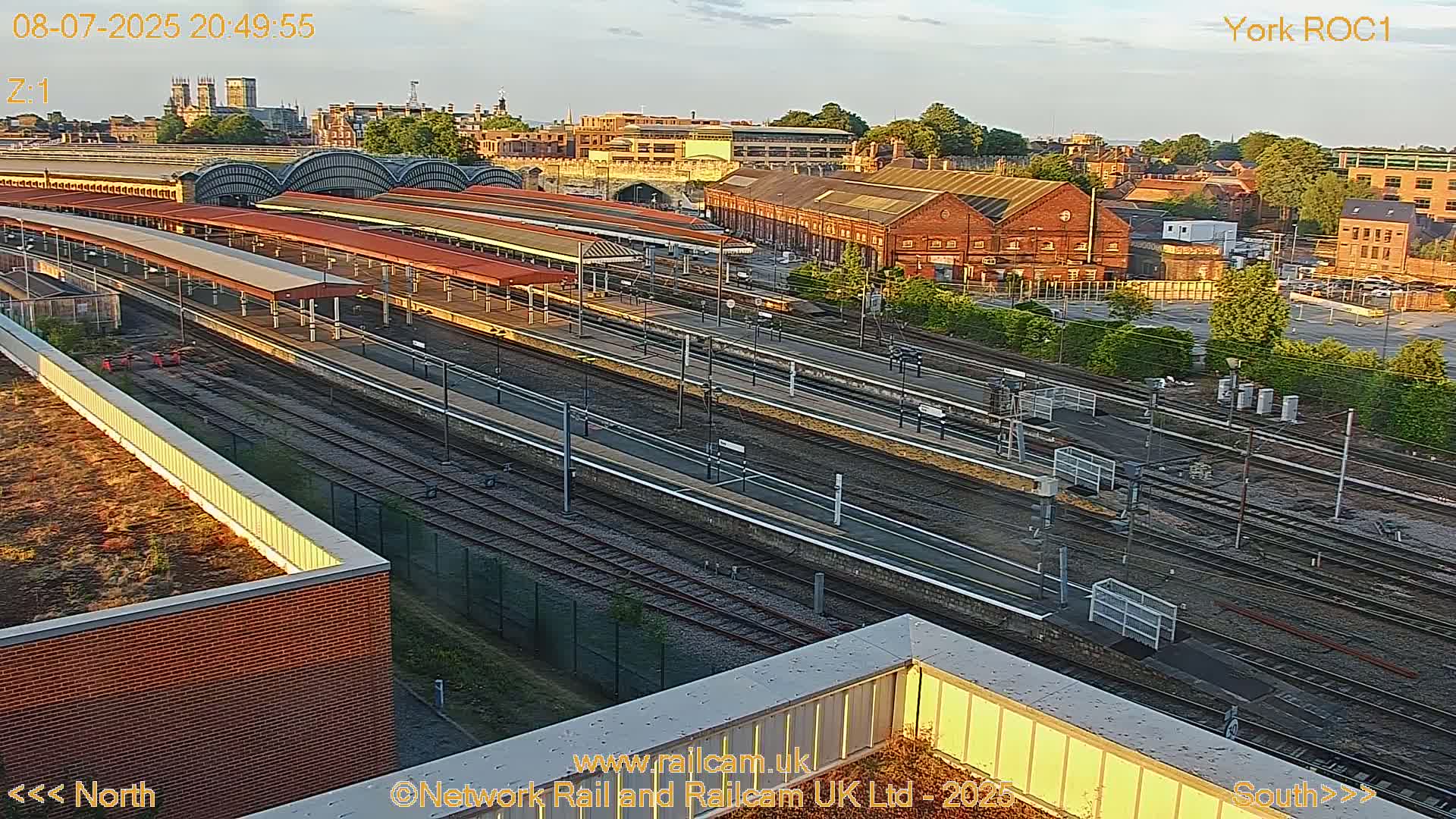 Yorkshire, York Railway Station & York City Live Cam   - York, North Yorkshire, Yorkshire and the Humber, England, United Kingdom