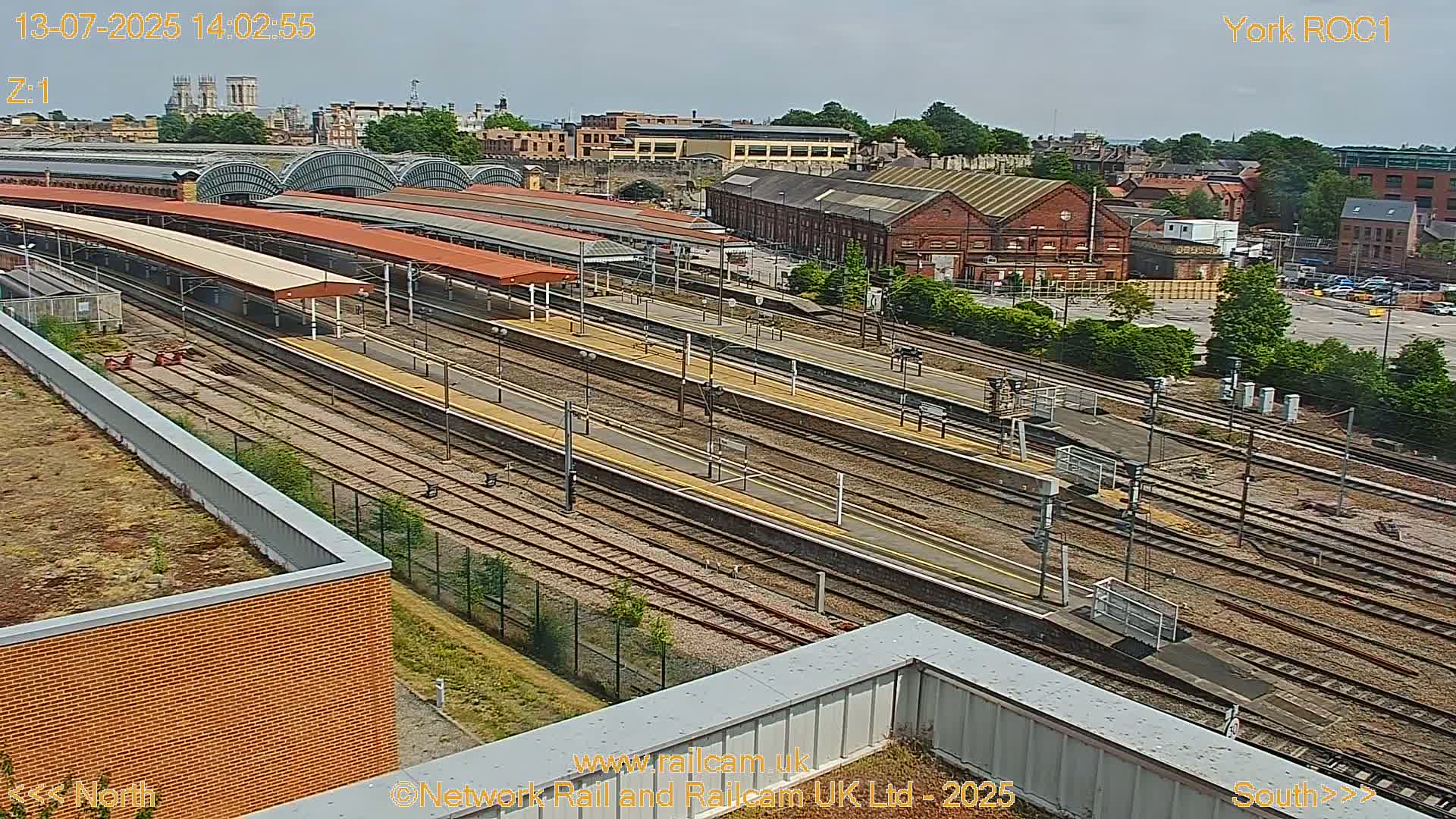 Yorkshire, York Railway Station & York City Live Cam   - York, North Yorkshire, Yorkshire and the Humber, England, United Kingdom