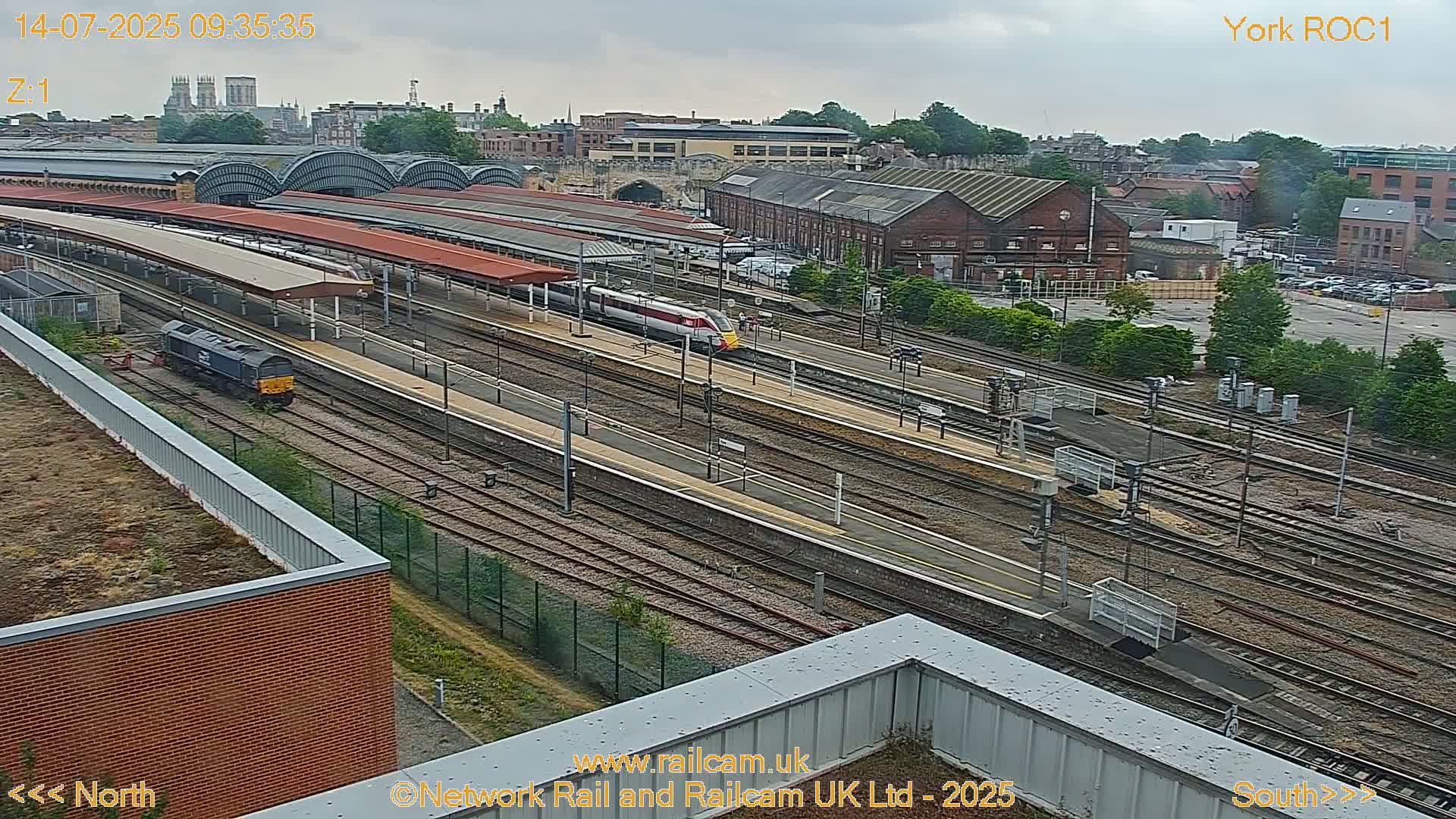 Yorkshire, York Railway Station & York City Live Cam   - York, North Yorkshire, Yorkshire and the Humber, England, United Kingdom