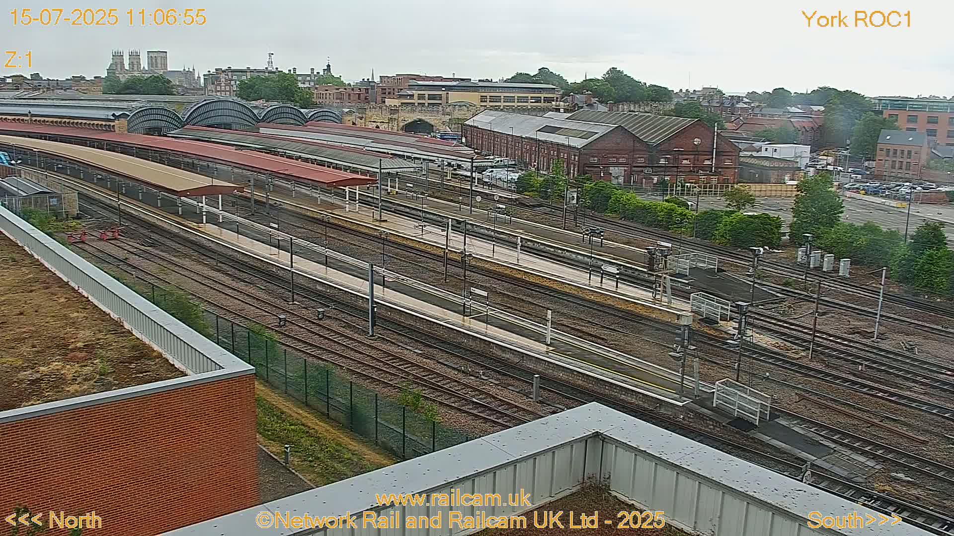 Yorkshire, York Railway Station & York City Live Cam   - York, North Yorkshire, Yorkshire and the Humber, England, United Kingdom