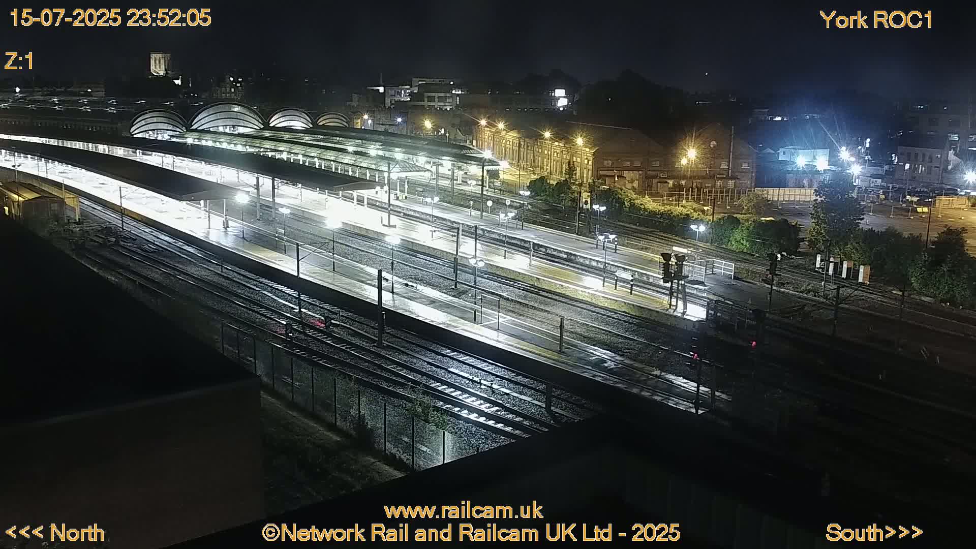 Yorkshire, York Railway Station & York City Live Cam   - York, North Yorkshire, Yorkshire and the Humber, England, United Kingdom