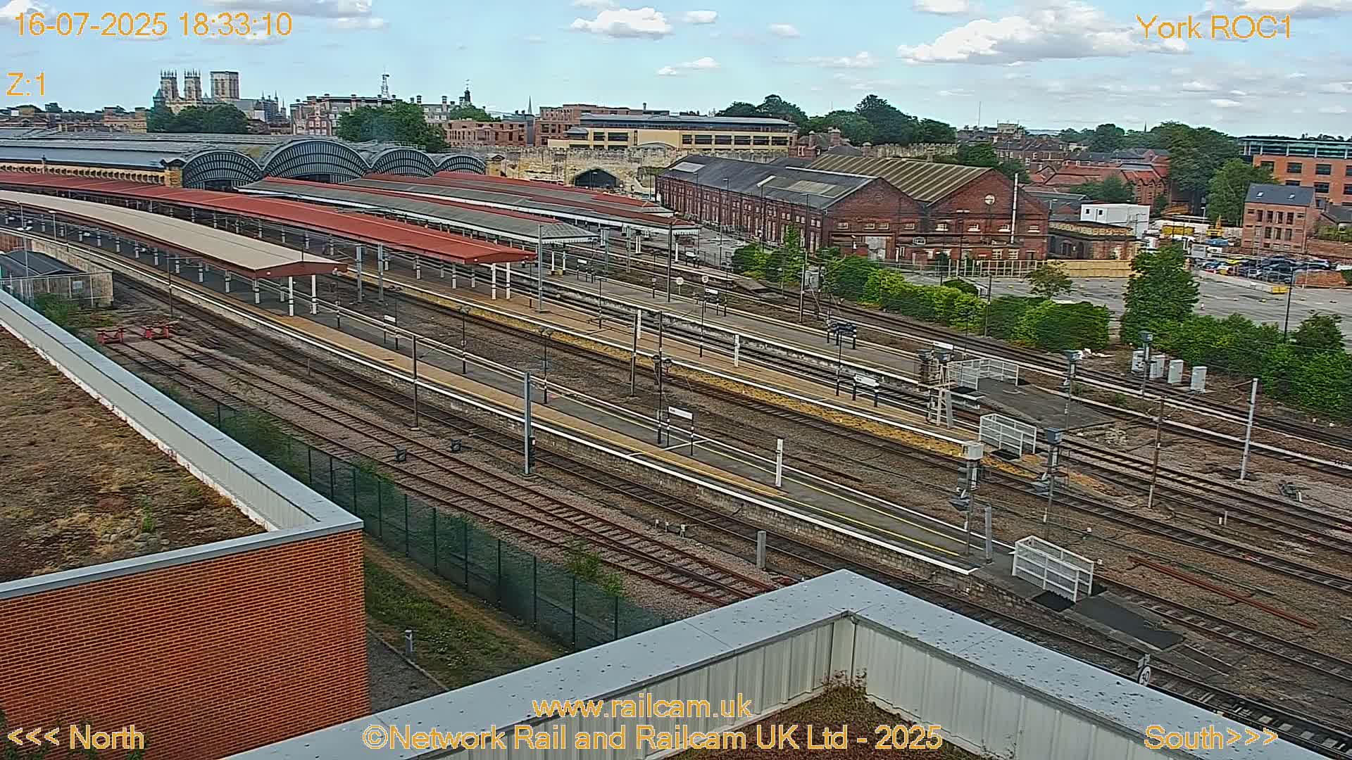 Yorkshire, York Railway Station & York City Live Cam   - York, North Yorkshire, Yorkshire and the Humber, England, United Kingdom