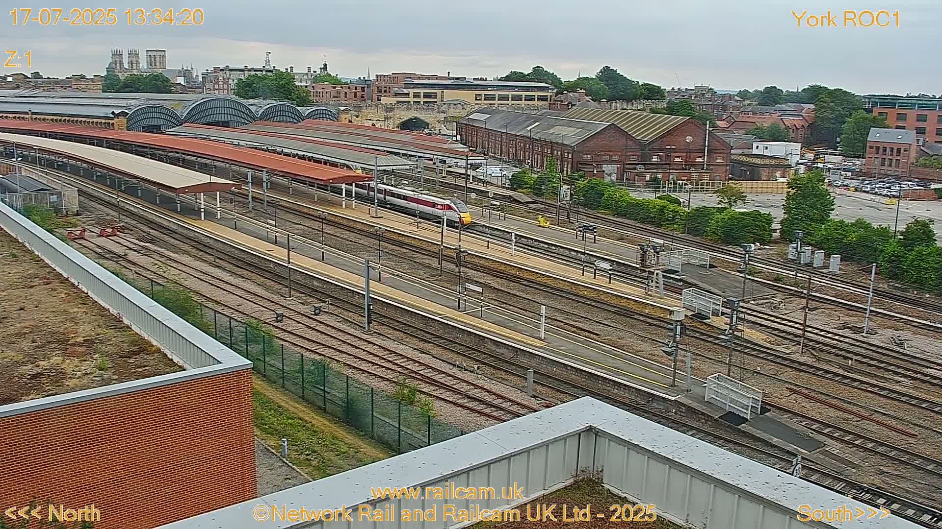 Yorkshire, York Railway Station & York City Live Cam   - York, North Yorkshire, Yorkshire and the Humber, England, United Kingdom