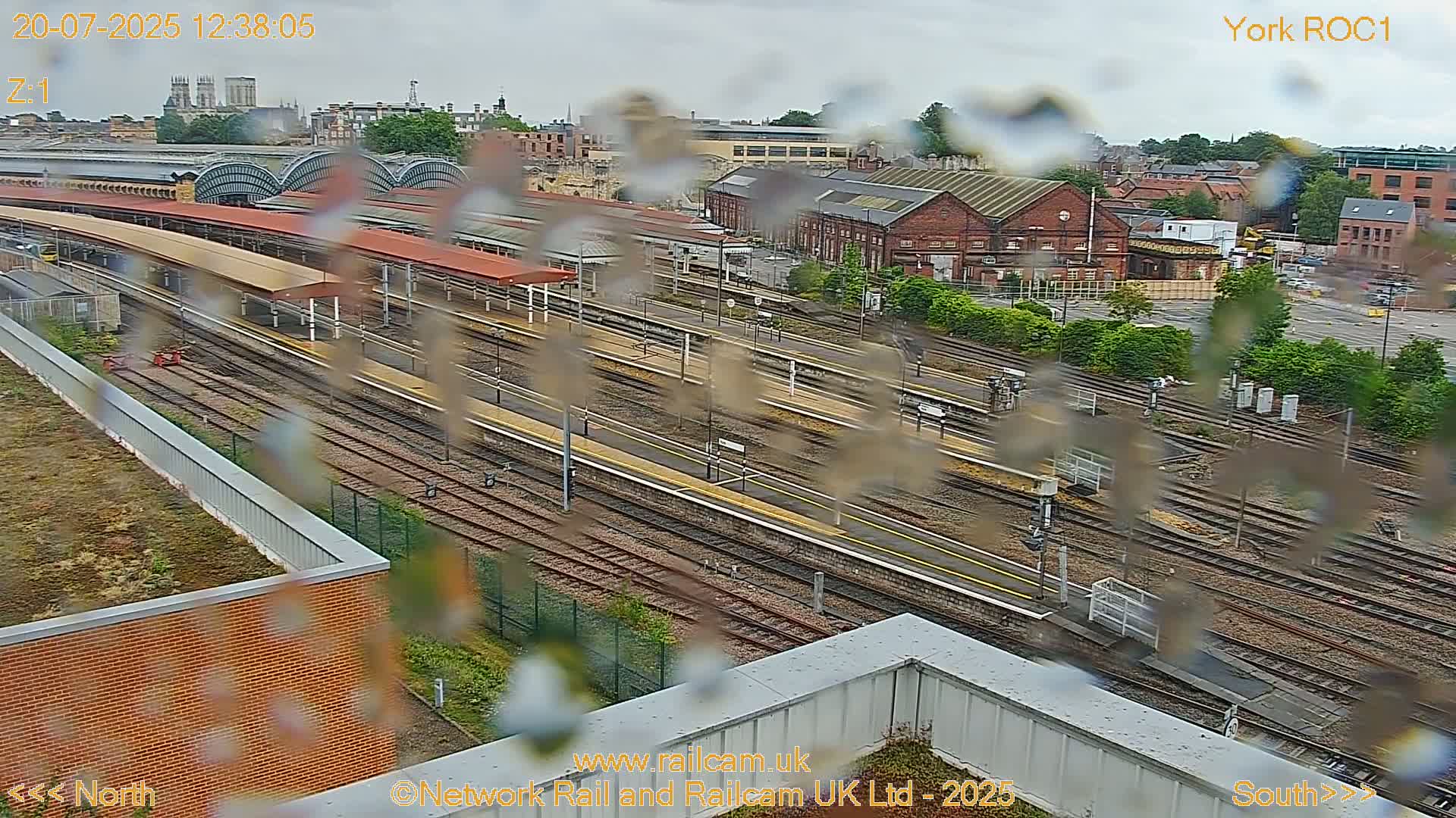 Yorkshire, York Railway Station & York City Live Cam   - York, North Yorkshire, Yorkshire and the Humber, England, United Kingdom