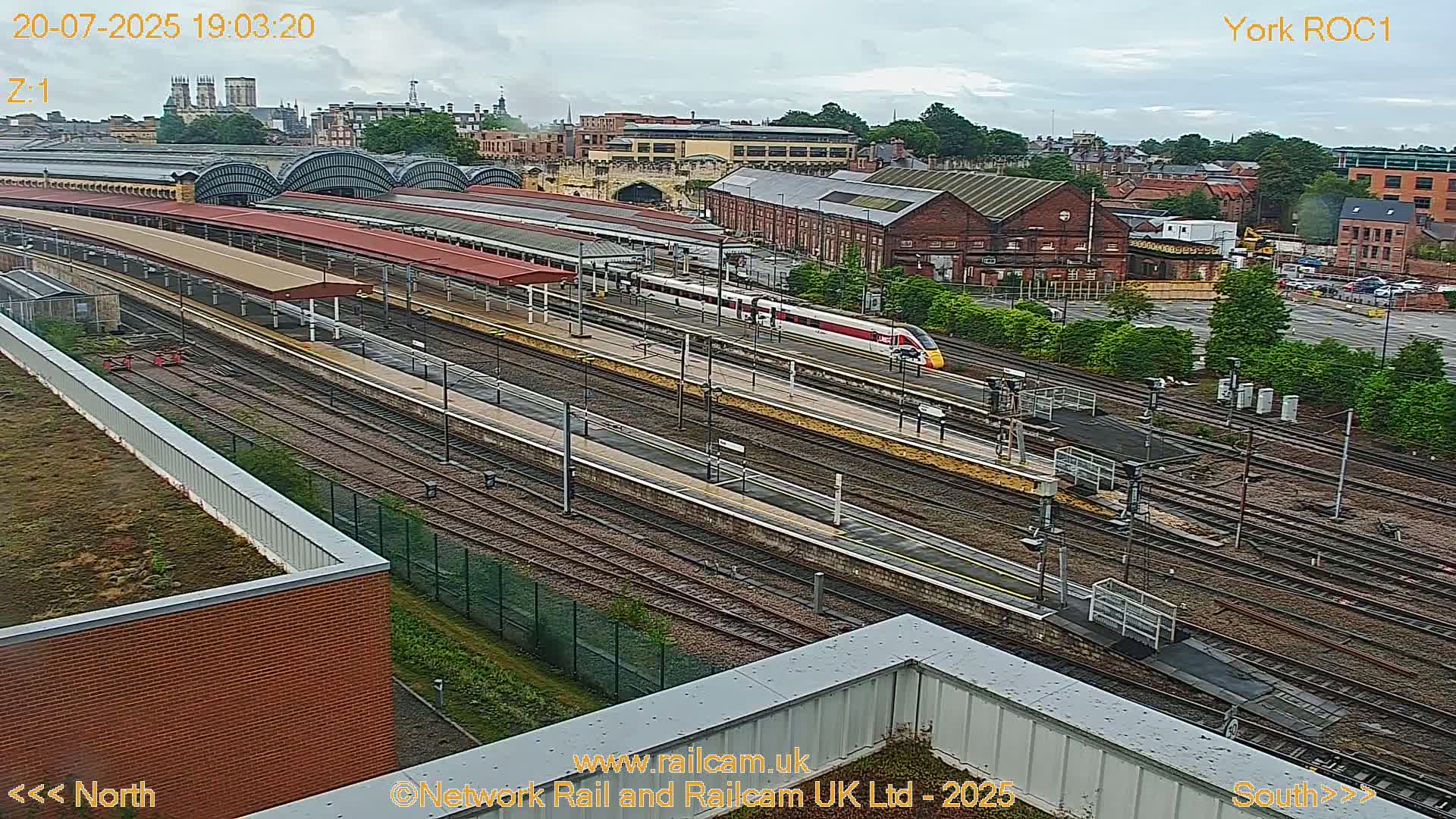 Yorkshire, York Railway Station & York City Live Cam   - York, North Yorkshire, Yorkshire and the Humber, England, United Kingdom