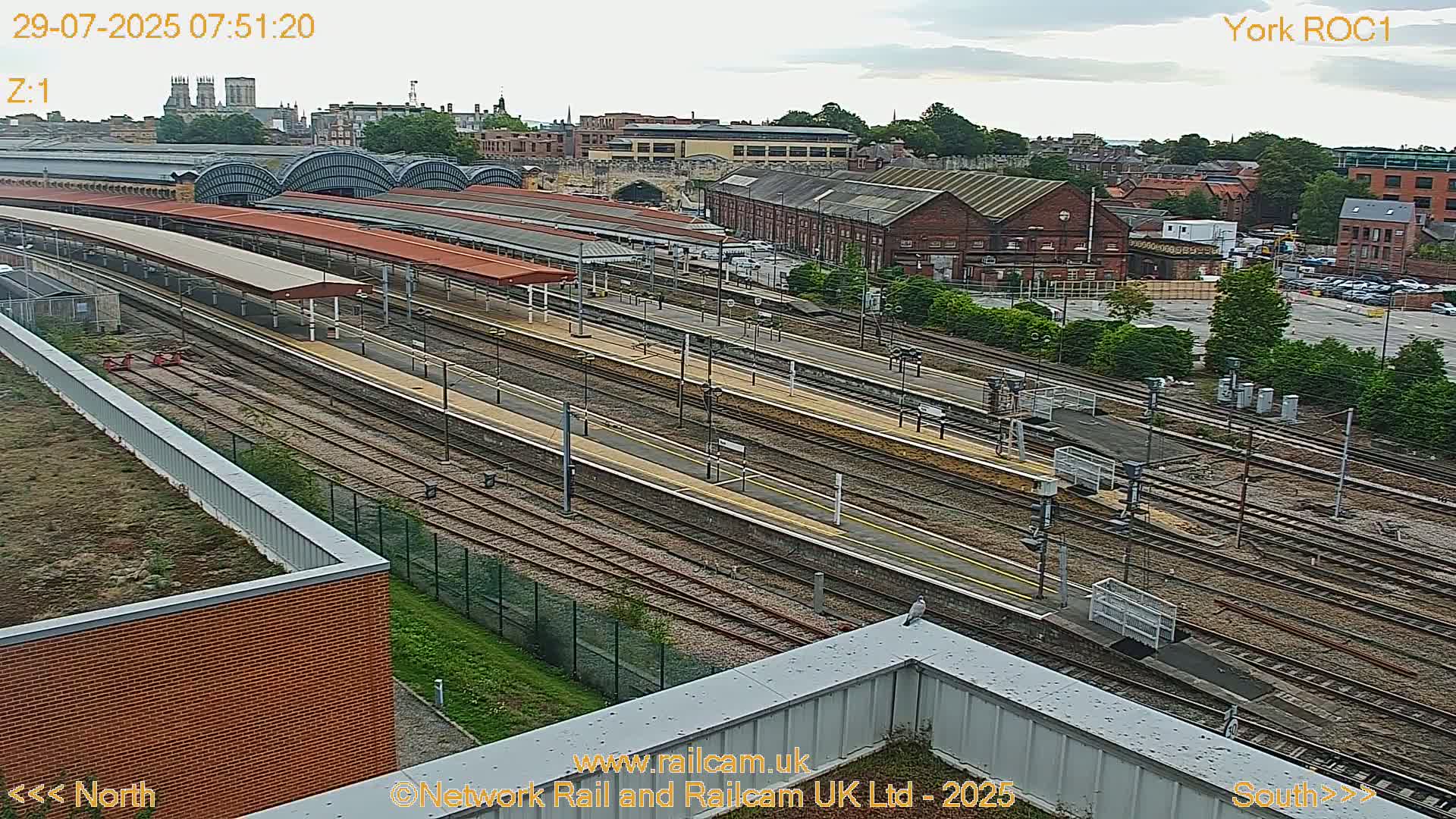 Yorkshire, York Railway Station & York City Live Cam   - York, North Yorkshire, Yorkshire and the Humber, England, United Kingdom