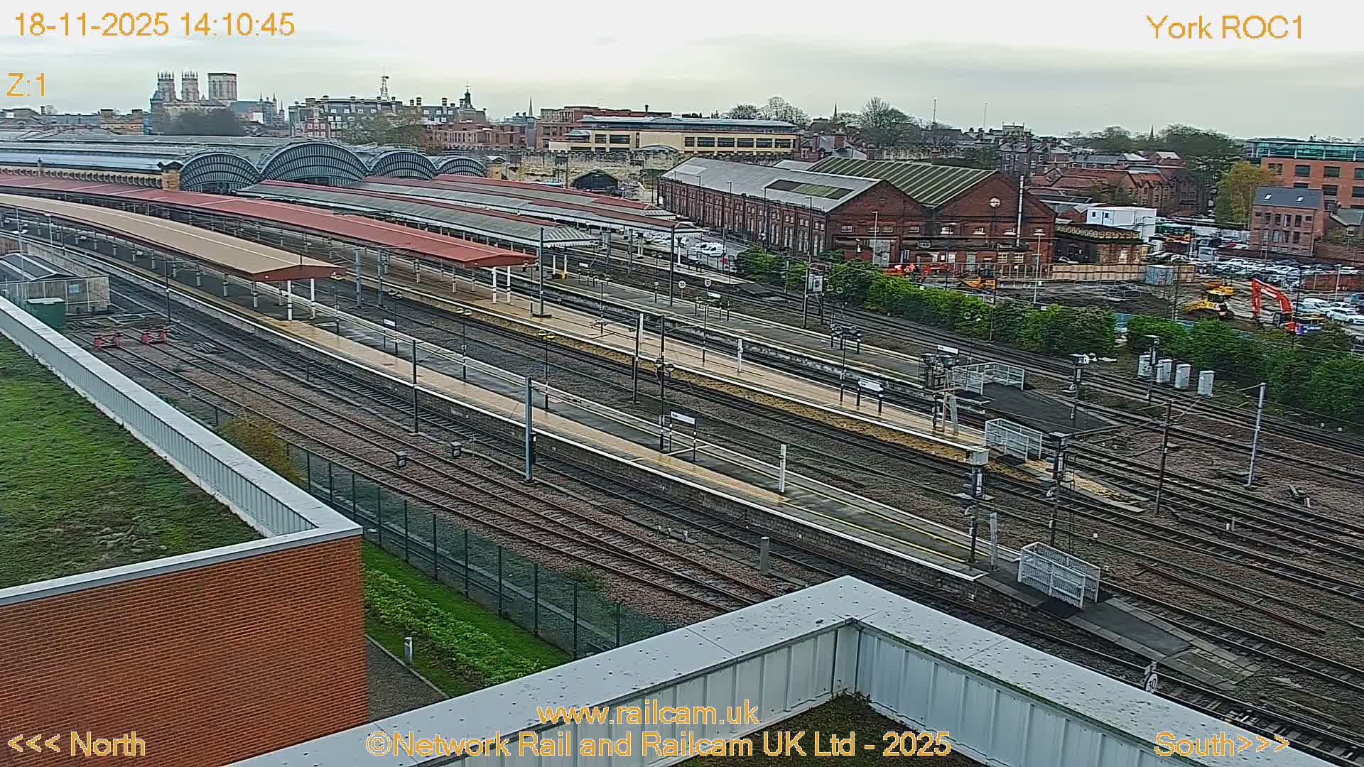 Yorkshire, York Railway Station & York City Live Cam   - York, North Yorkshire, Yorkshire and the Humber, England, United Kingdom