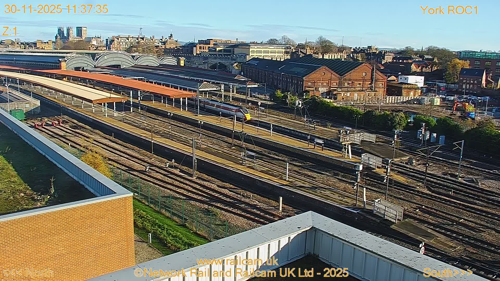 Yorkshire, York Railway Station & York City Live Cam   - York, North Yorkshire, Yorkshire and the Humber, England, United Kingdom
