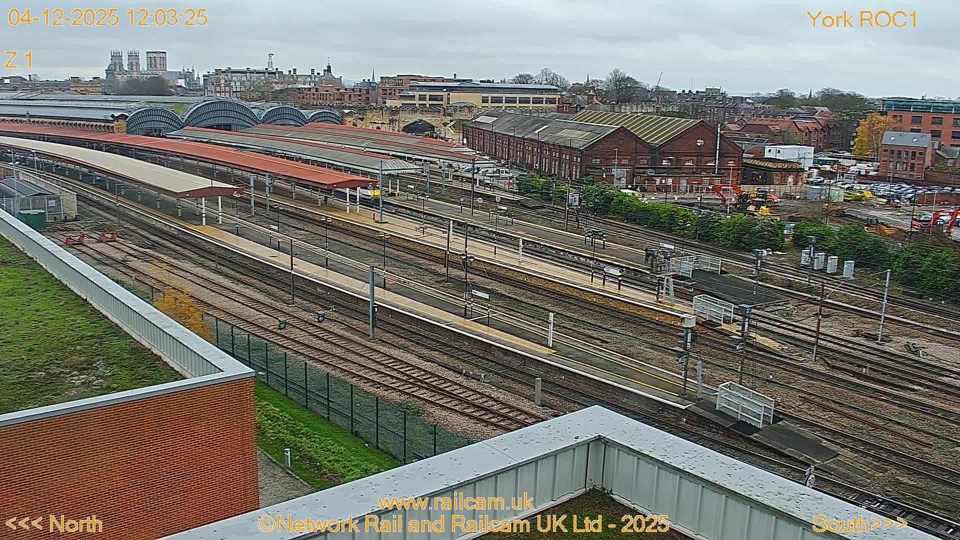 Yorkshire, York Railway Station & York City Live Cam   - York, North Yorkshire, Yorkshire and the Humber, England, United Kingdom