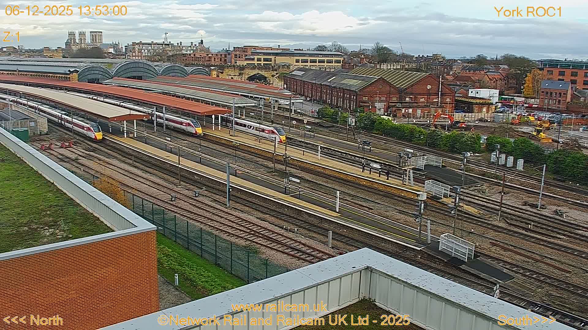 Yorkshire, York Railway Station & York City Live Cam   - York, North Yorkshire, Yorkshire and the Humber, England, United Kingdom