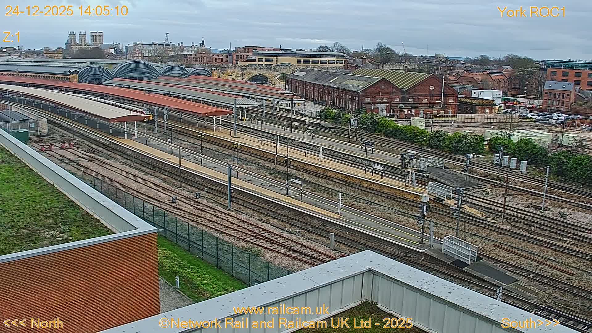 Yorkshire, York Railway Station & York City Live Cam   - York, North Yorkshire, Yorkshire and the Humber, England, United Kingdom
