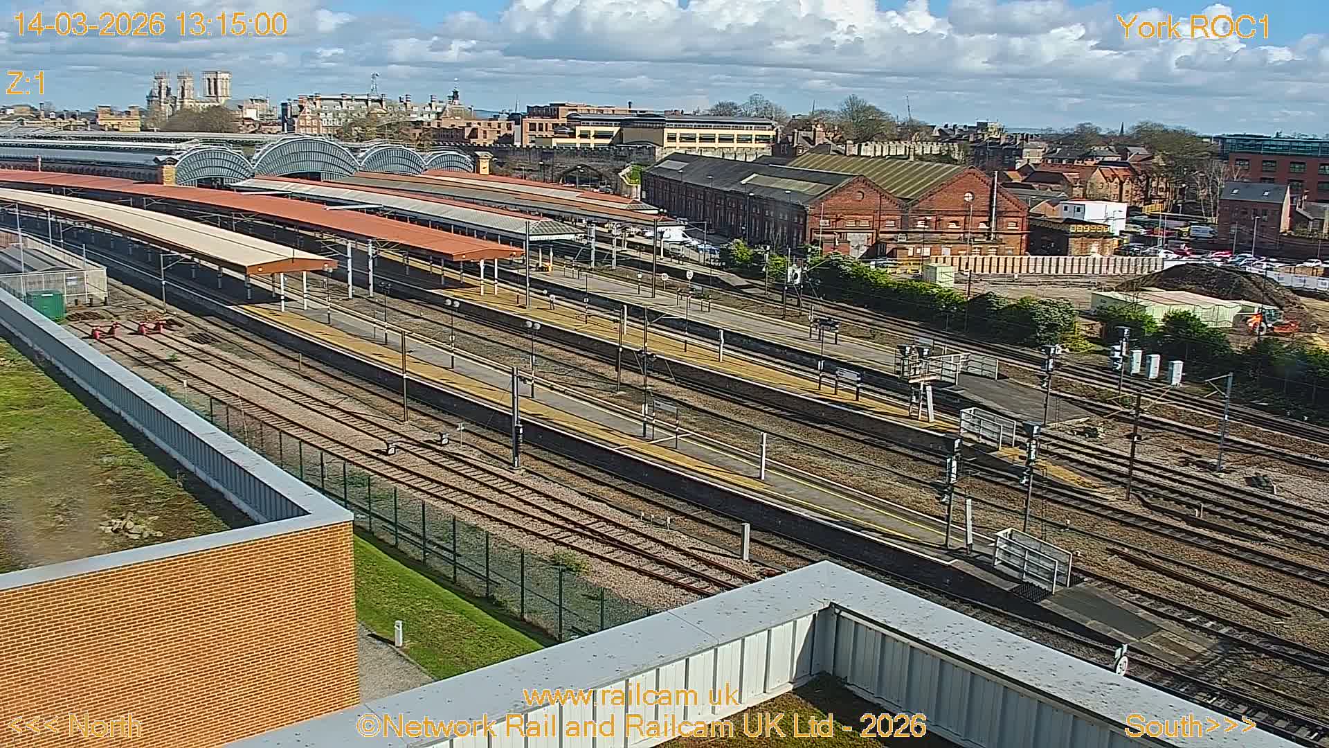 Yorkshire, York Railway Station & York City Live Cam   - York, North Yorkshire, Yorkshire and the Humber, England, United Kingdom