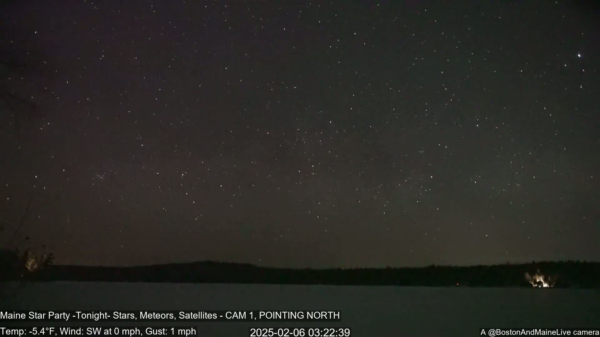 Aurora, Stars, Meteors, Chill Relax Star Live Cam - East  Millinocket, Maine , USA