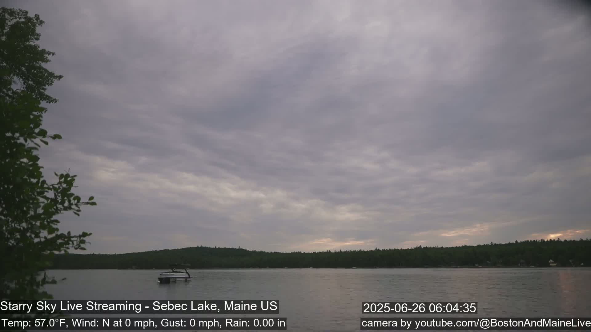 Aurora, Stars, Meteors, Chill Relax Star Live Cam - East  Millinocket, Maine , USA
