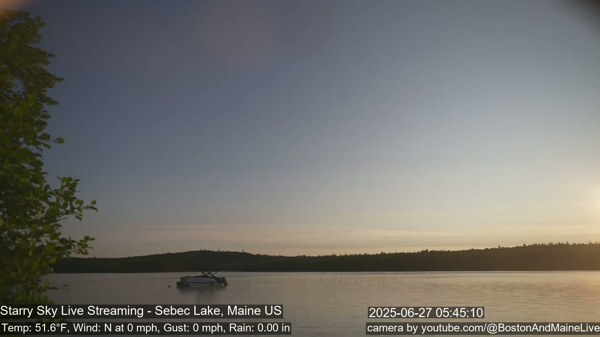 Aurora, Stars, Meteors, Chill Relax Star Live Cam - East  Millinocket, Maine , USA
