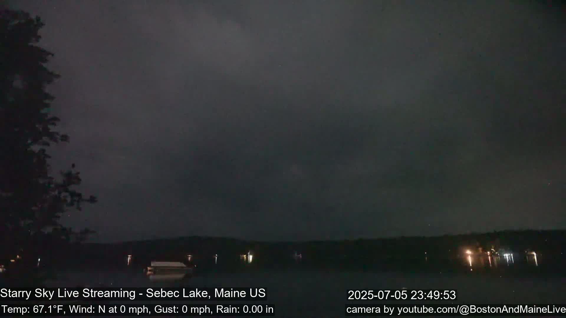 Aurora, Stars, Meteors, Chill Relax Star Live Cam - East  Millinocket, Maine , USA