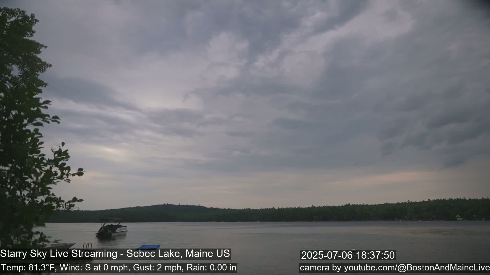 Aurora, Stars, Meteors, Chill Relax Star Live Cam - East  Millinocket, Maine , USA