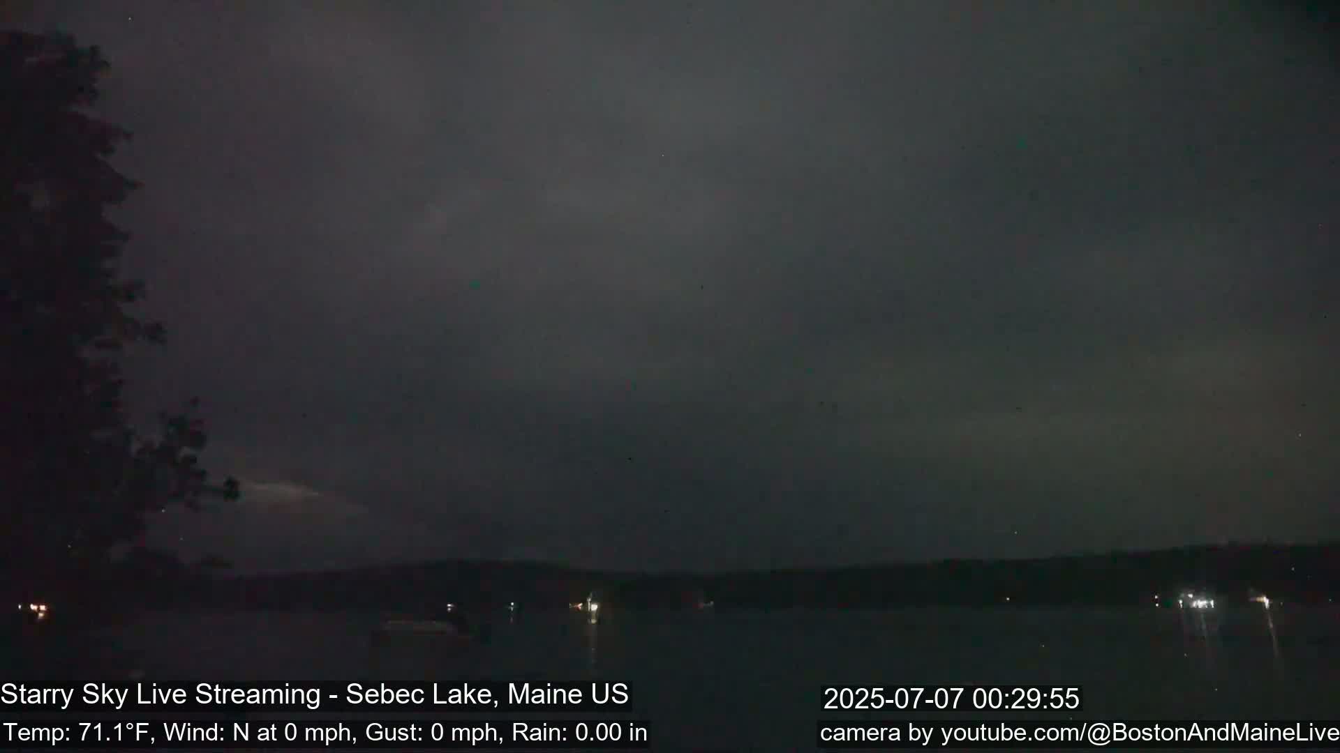 Aurora, Stars, Meteors, Chill Relax Star Live Cam - East  Millinocket, Maine , USA