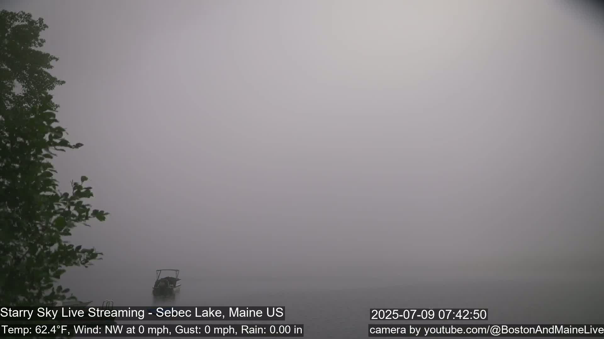 Aurora, Stars, Meteors, Chill Relax Star Live Cam - East  Millinocket, Maine , USA