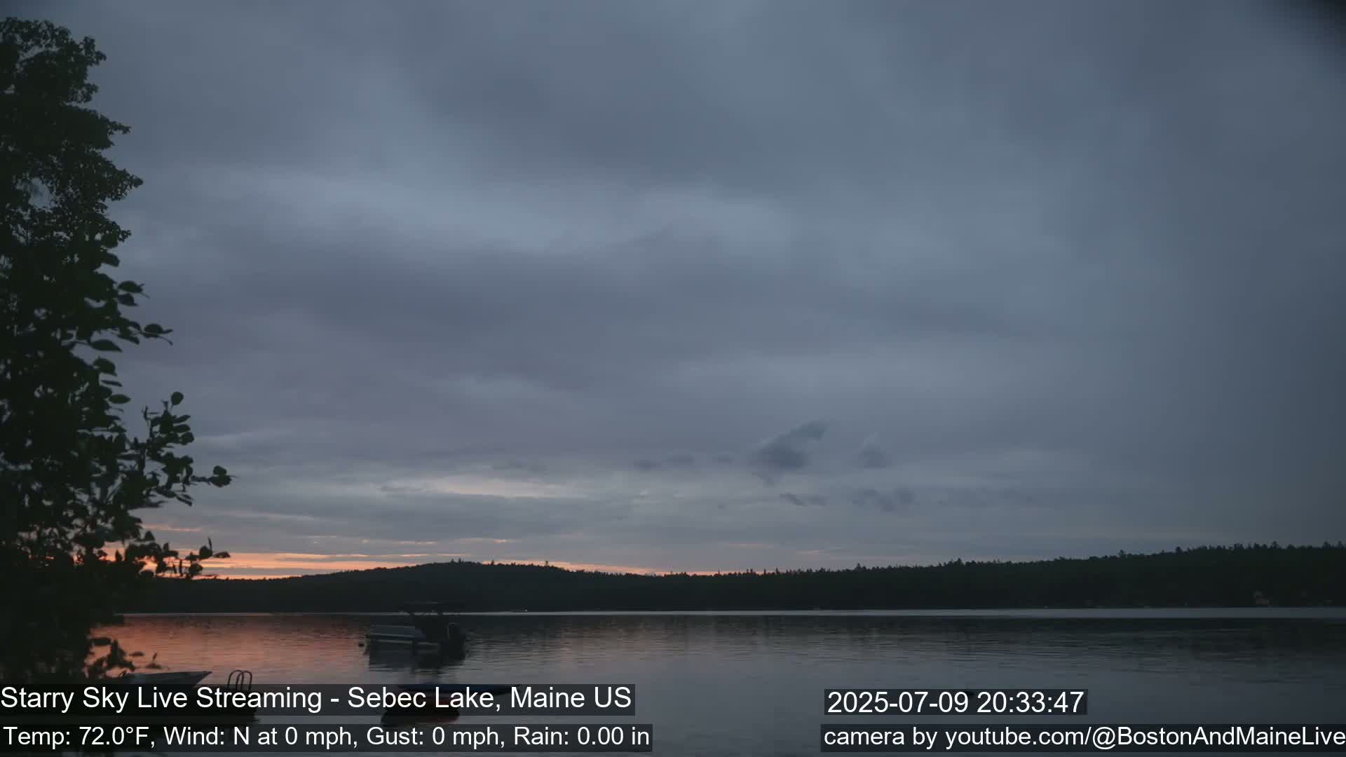 Aurora, Stars, Meteors, Chill Relax Star Live Cam - East  Millinocket, Maine , USA