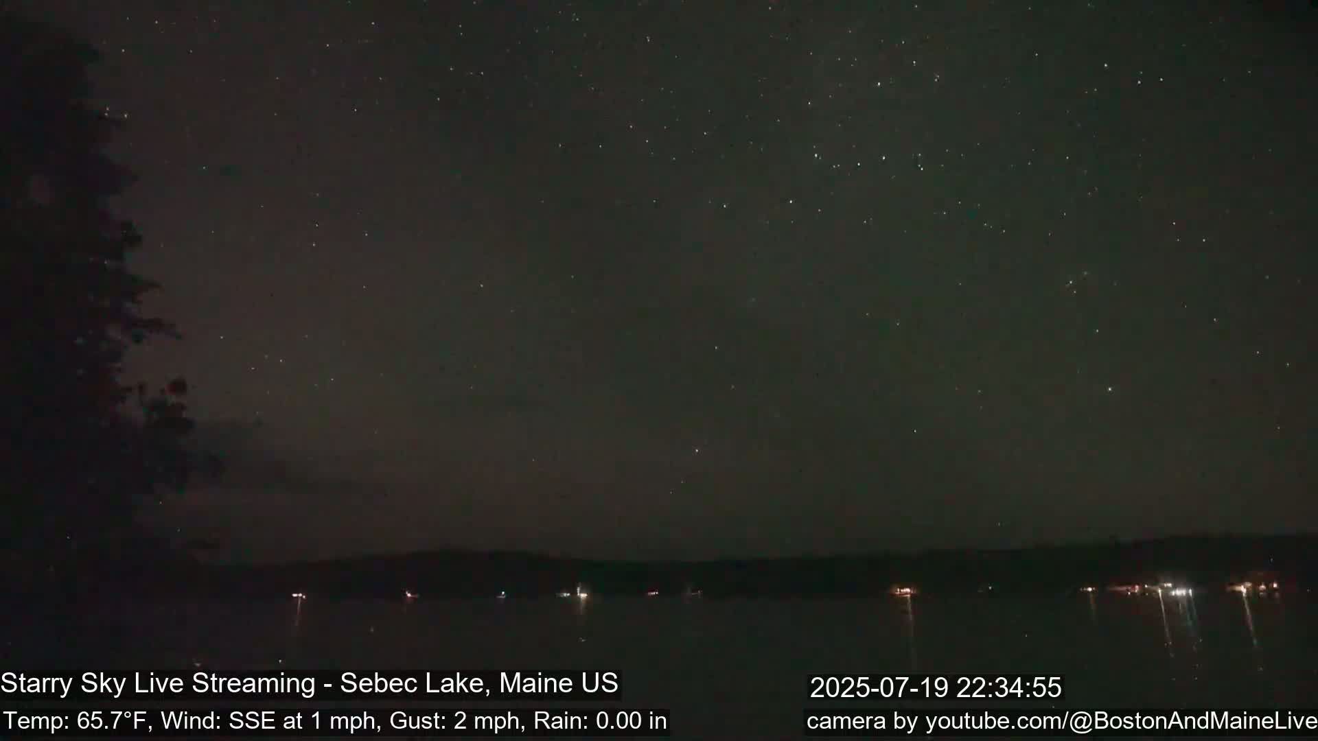 Aurora, Stars, Meteors, Chill Relax Star Live Cam - East  Millinocket, Maine , USA