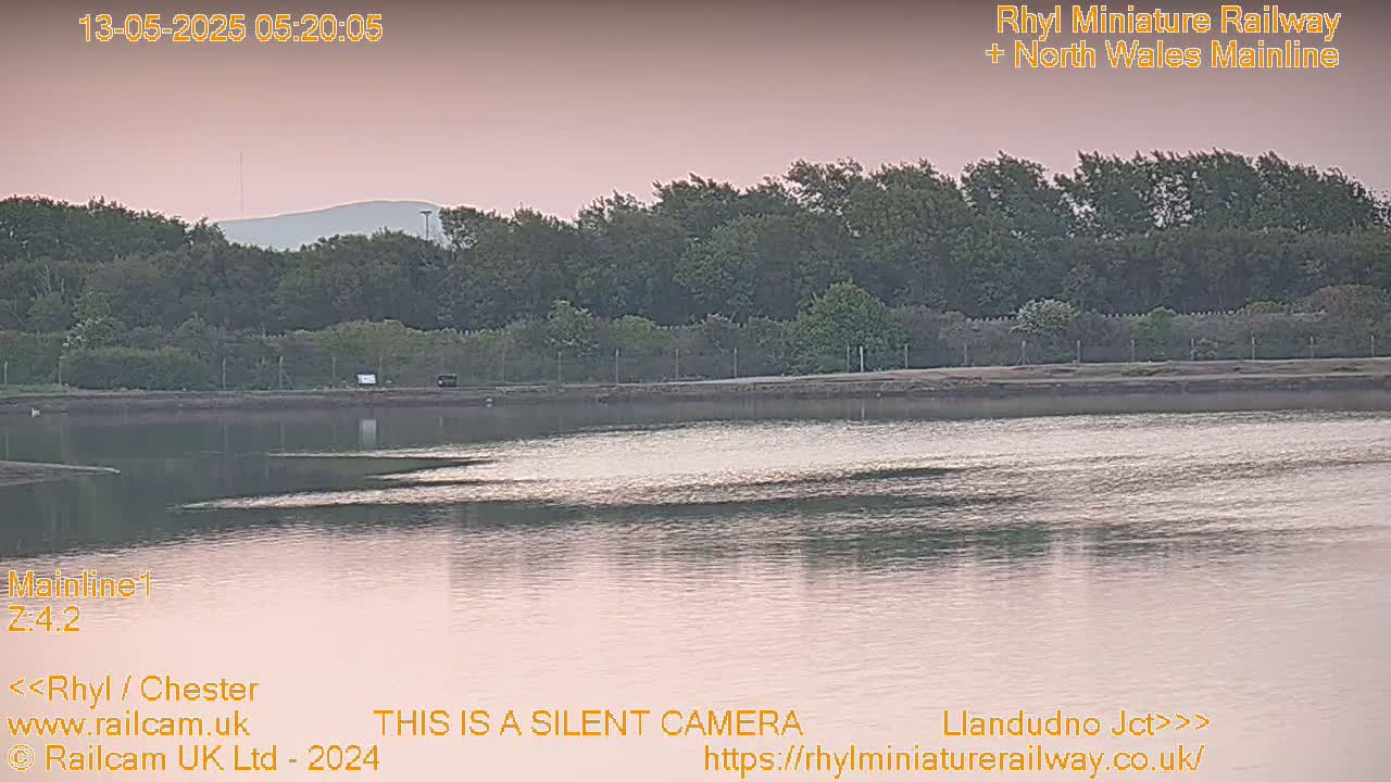 Rhyl, Marine Lake & Rhyl Miniature Railway Live Cam - Denbighshire, Clwyd, Wales, United Kingdom
