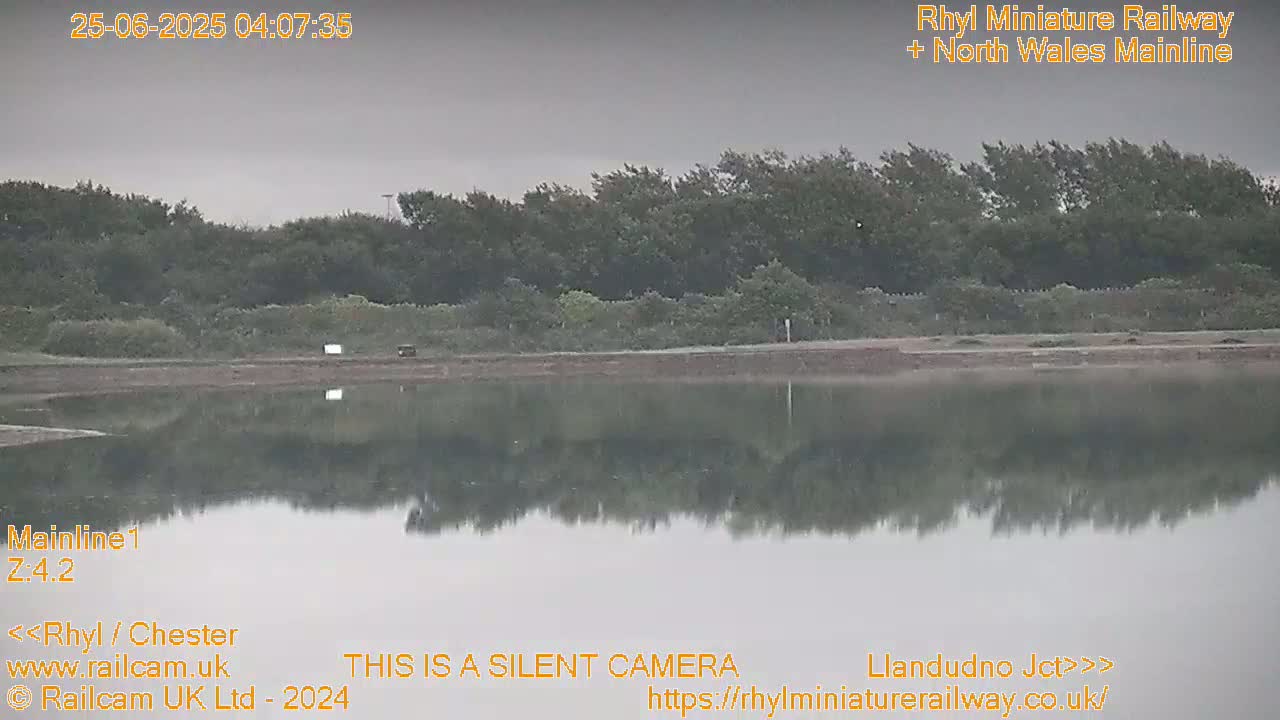 Rhyl, Marine Lake & Rhyl Miniature Railway Live Cam - Denbighshire, Clwyd, Wales, United Kingdom