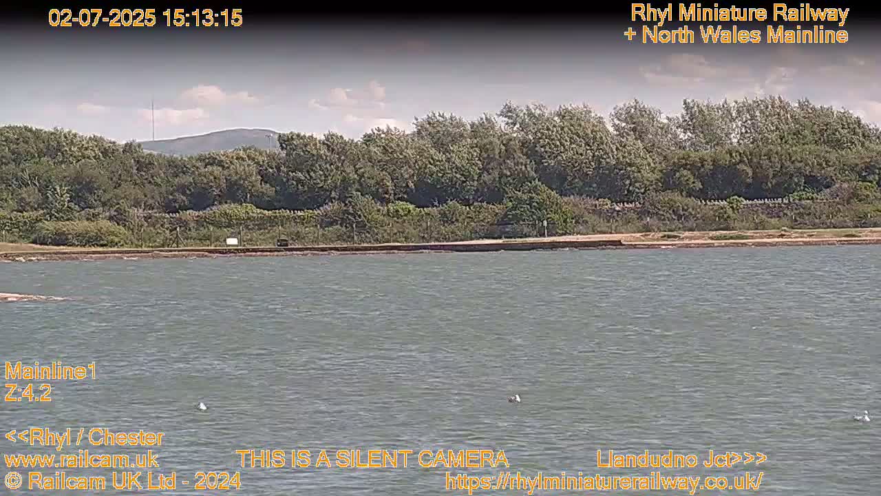 Rhyl, Marine Lake & Rhyl Miniature Railway Live Cam - Denbighshire, Clwyd, Wales, United Kingdom