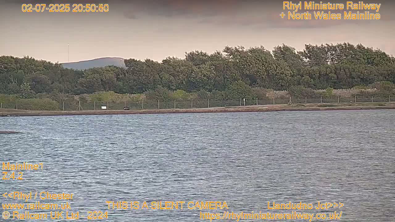 Rhyl, Marine Lake & Rhyl Miniature Railway Live Cam - Denbighshire, Clwyd, Wales, United Kingdom