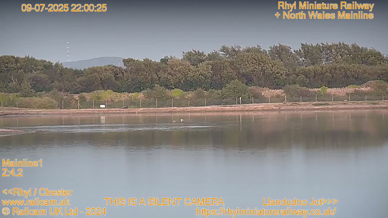 Rhyl, Marine Lake & Rhyl Miniature Railway Live Cam - Denbighshire, Clwyd, Wales, United Kingdom