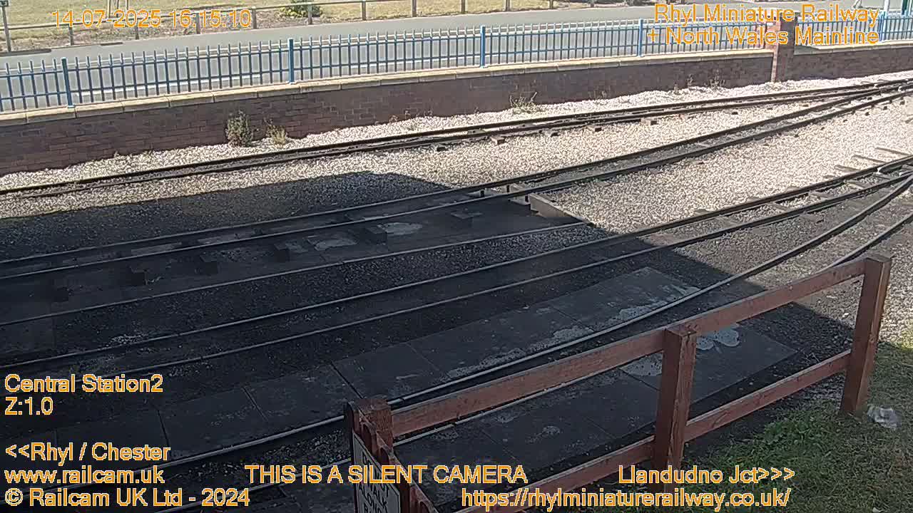 Rhyl, Marine Lake & Rhyl Miniature Railway Live Cam - Denbighshire, Clwyd, Wales, United Kingdom