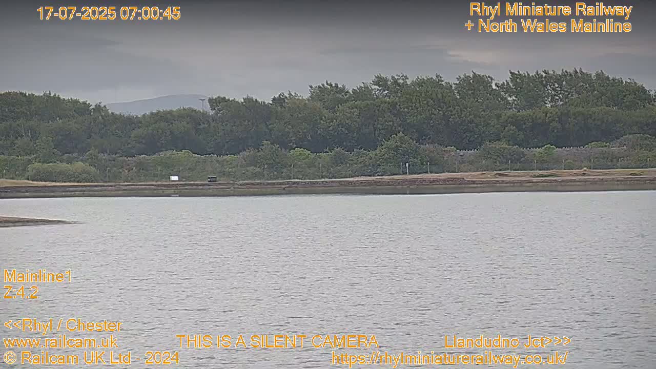 Rhyl, Marine Lake & Rhyl Miniature Railway Live Cam - Denbighshire, Clwyd, Wales, United Kingdom
