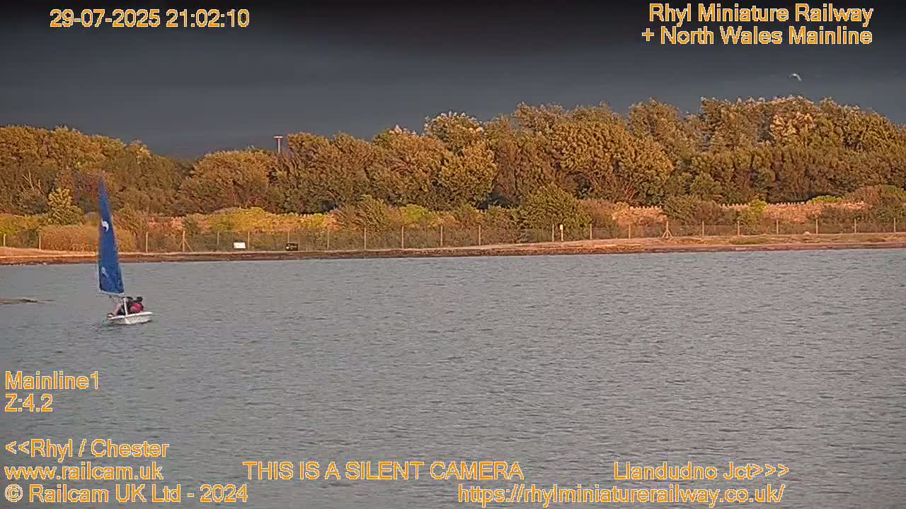 Rhyl, Marine Lake & Rhyl Miniature Railway Live Cam - Denbighshire, Clwyd, Wales, United Kingdom