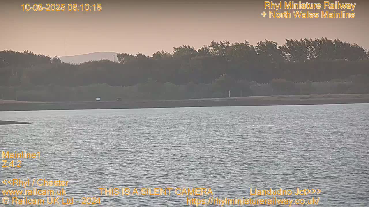 Rhyl, Marine Lake & Rhyl Miniature Railway Live Cam - Denbighshire, Clwyd, Wales, United Kingdom
