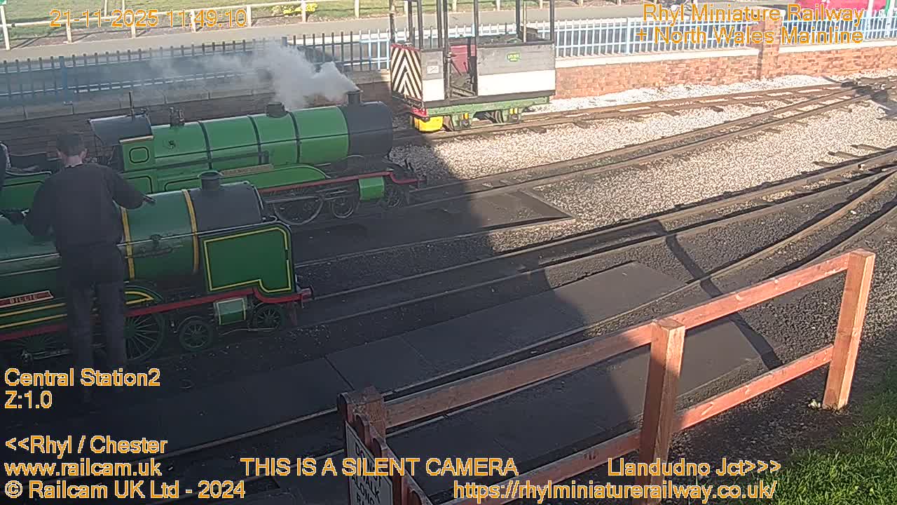 Rhyl, Marine Lake & Rhyl Miniature Railway Live Cam - Denbighshire, Clwyd, Wales, United Kingdom