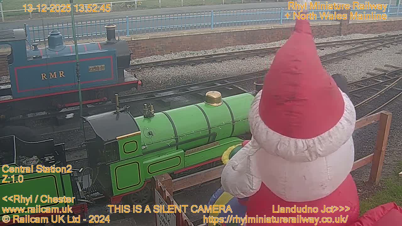 Rhyl, Marine Lake & Rhyl Miniature Railway Live Cam - Denbighshire, Clwyd, Wales, United Kingdom