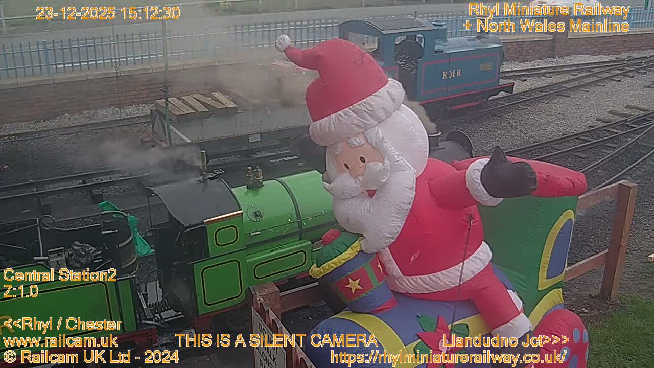 Rhyl, Marine Lake & Rhyl Miniature Railway Live Cam - Denbighshire, Clwyd, Wales, United Kingdom